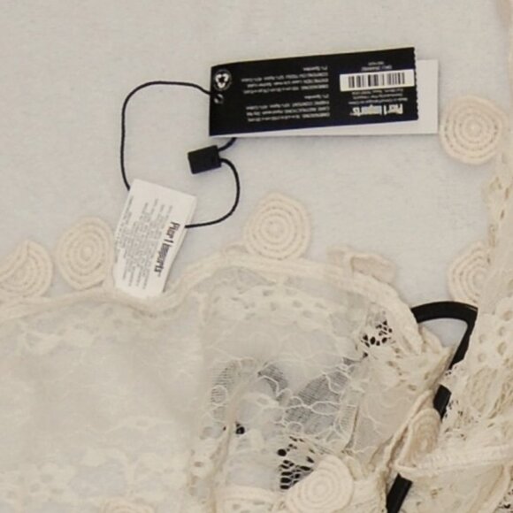 NWT Pier 1 Beige Crochet Lace Scarf - Picture 2 of 7